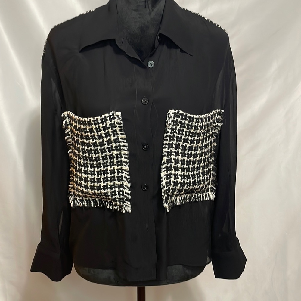 Zara Black blouse with black & white tweed pockets & back . Size USA M